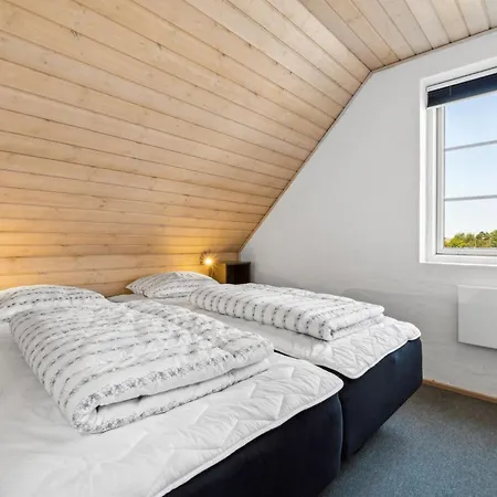 Holiday home Langsom - 100m From The Sea By Interhome *